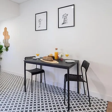Apartment Oporto Seside Village - Casa Flores *
